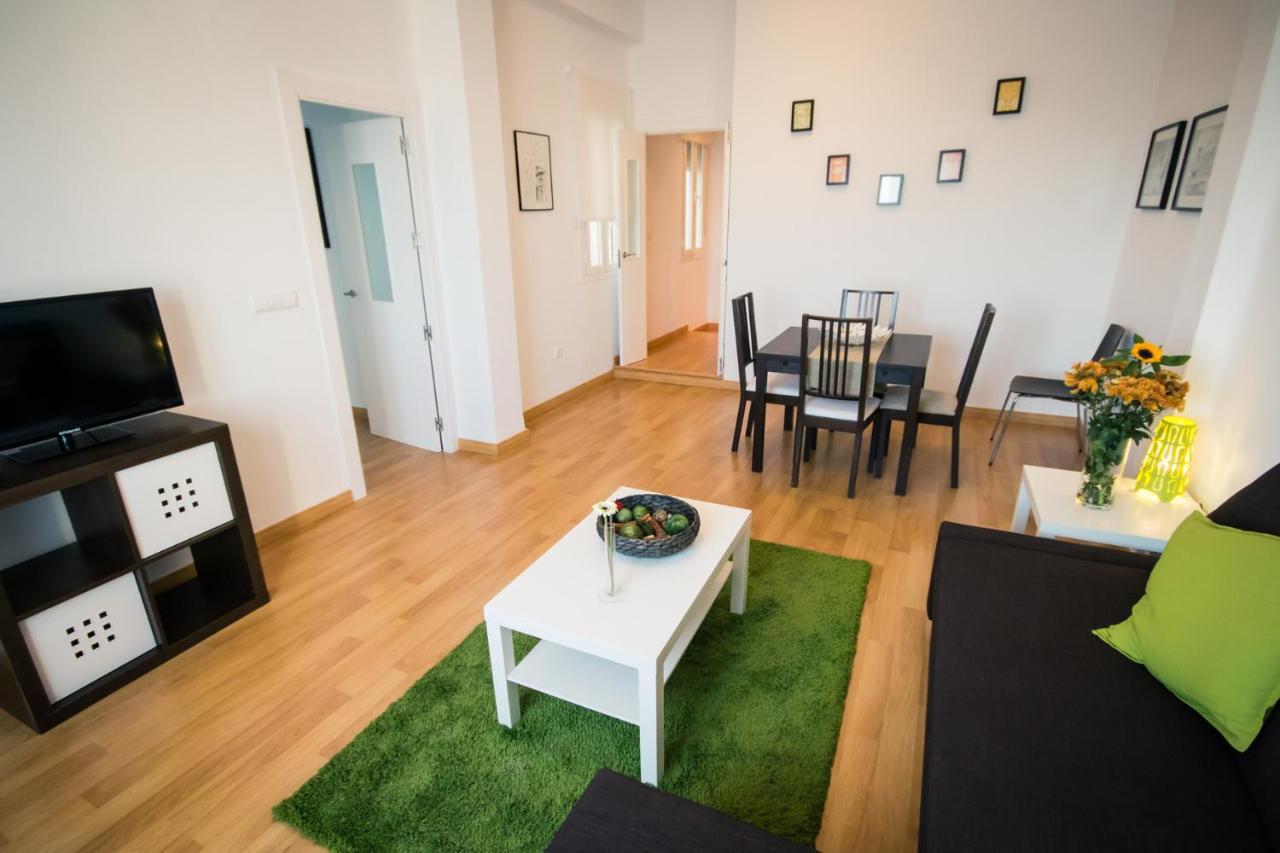 Holidays2Malaga Heredia 3 Bedroom Opposite Malaga Port Dış mekan fotoğraf