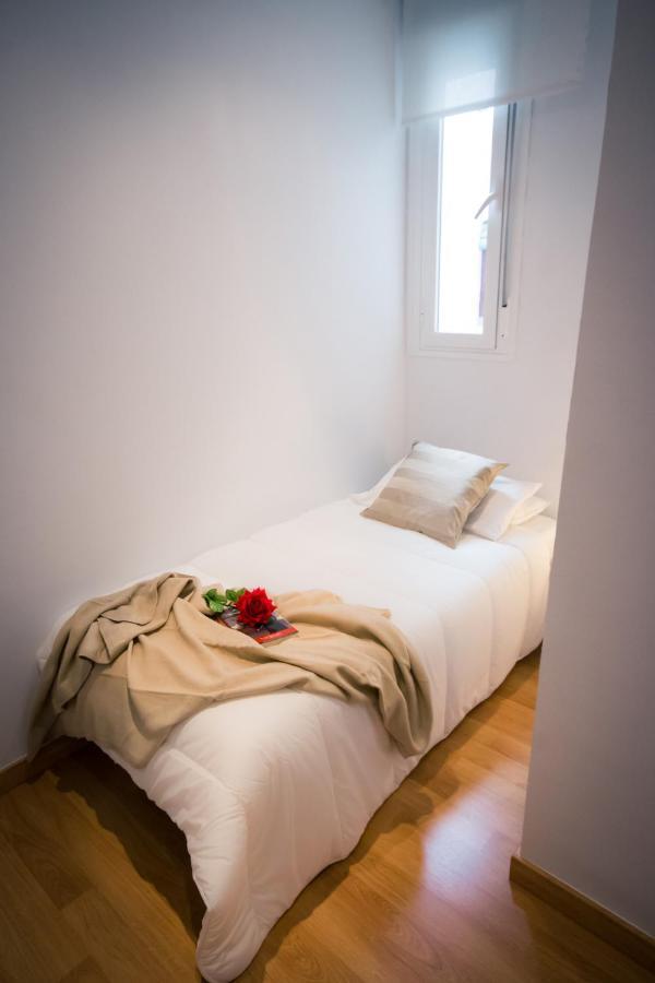 Holidays2Malaga Heredia 3 Bedroom Opposite Malaga Port Dış mekan fotoğraf